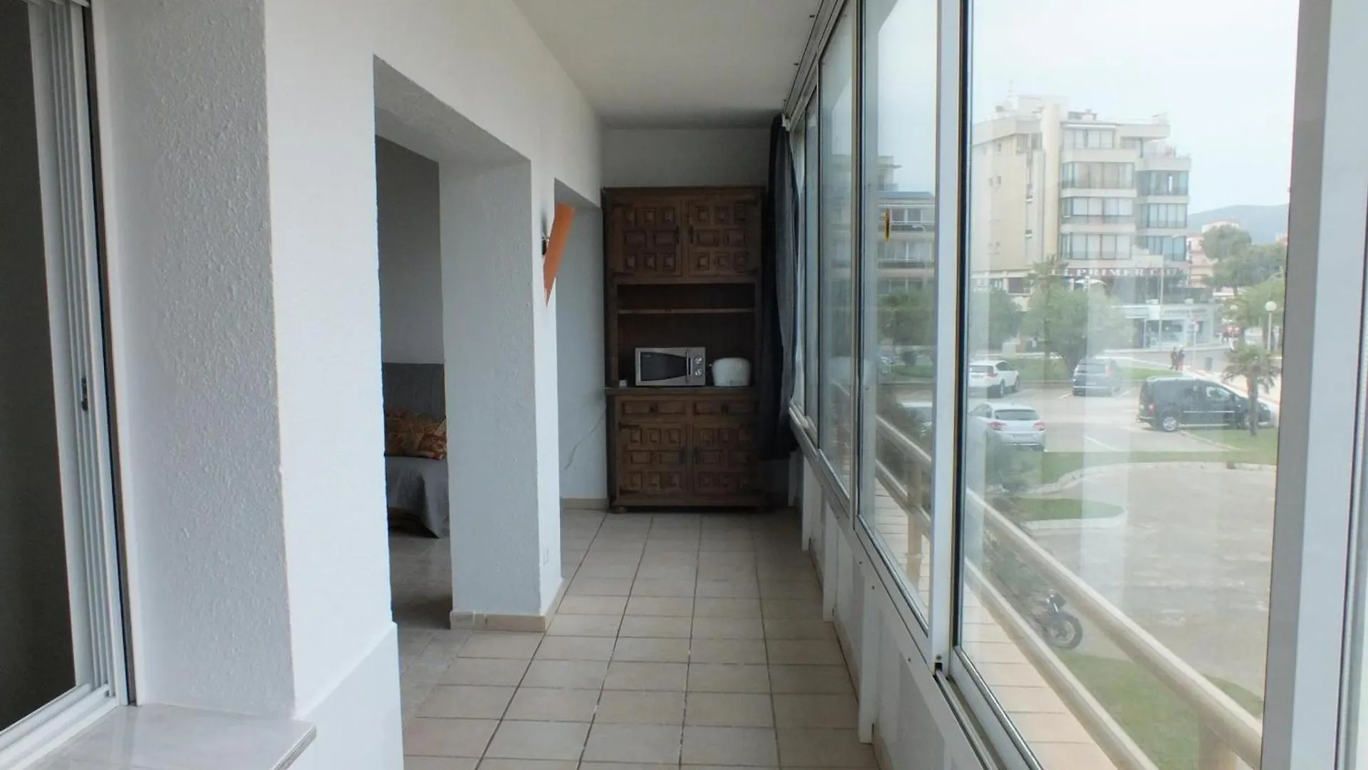 Apartment Hermoso Apartamento De 3 Habitaciones En Roses Con Piscina Y Jardin, Acceso A La Playa - Es-204-59